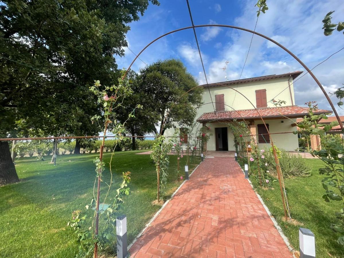 Affittacamere San Mamante Santa Lucia delle Spianate Buitenkant foto
