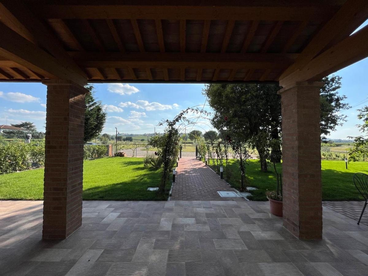 Affittacamere San Mamante Santa Lucia delle Spianate Buitenkant foto